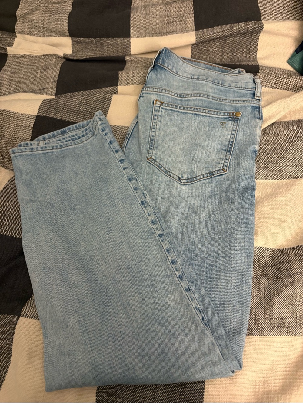 Pilcro Light Wash Women's Classic Straight Jeans